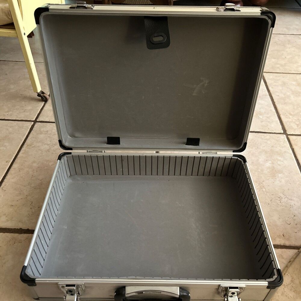 Metal Alloy Carry Case Tool Storage Or Microphone And Other Electronic Storage